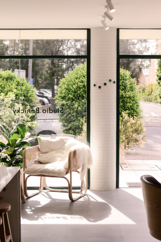 Salon waiting room design